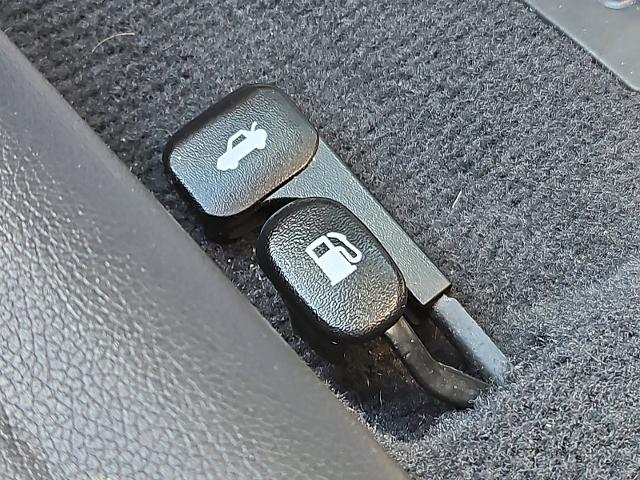 2013 Hyundai ELANTRA Vehicle Photo in TREVOSE, PA 19053-4984