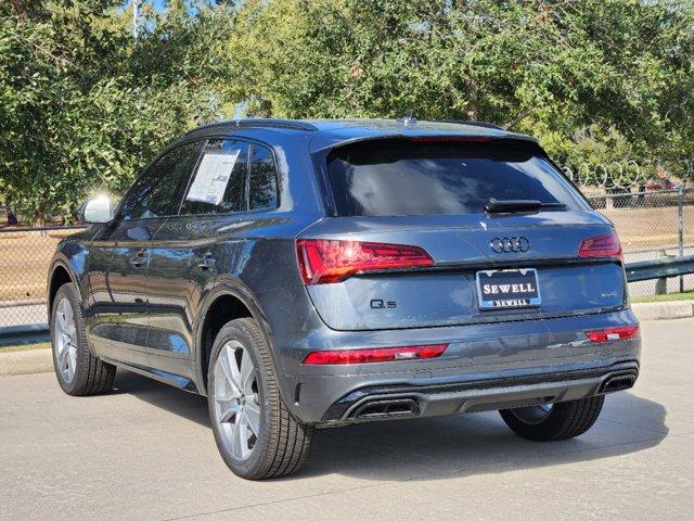 2025 Audi Q5 Vehicle Photo in HOUSTON, TX 77090