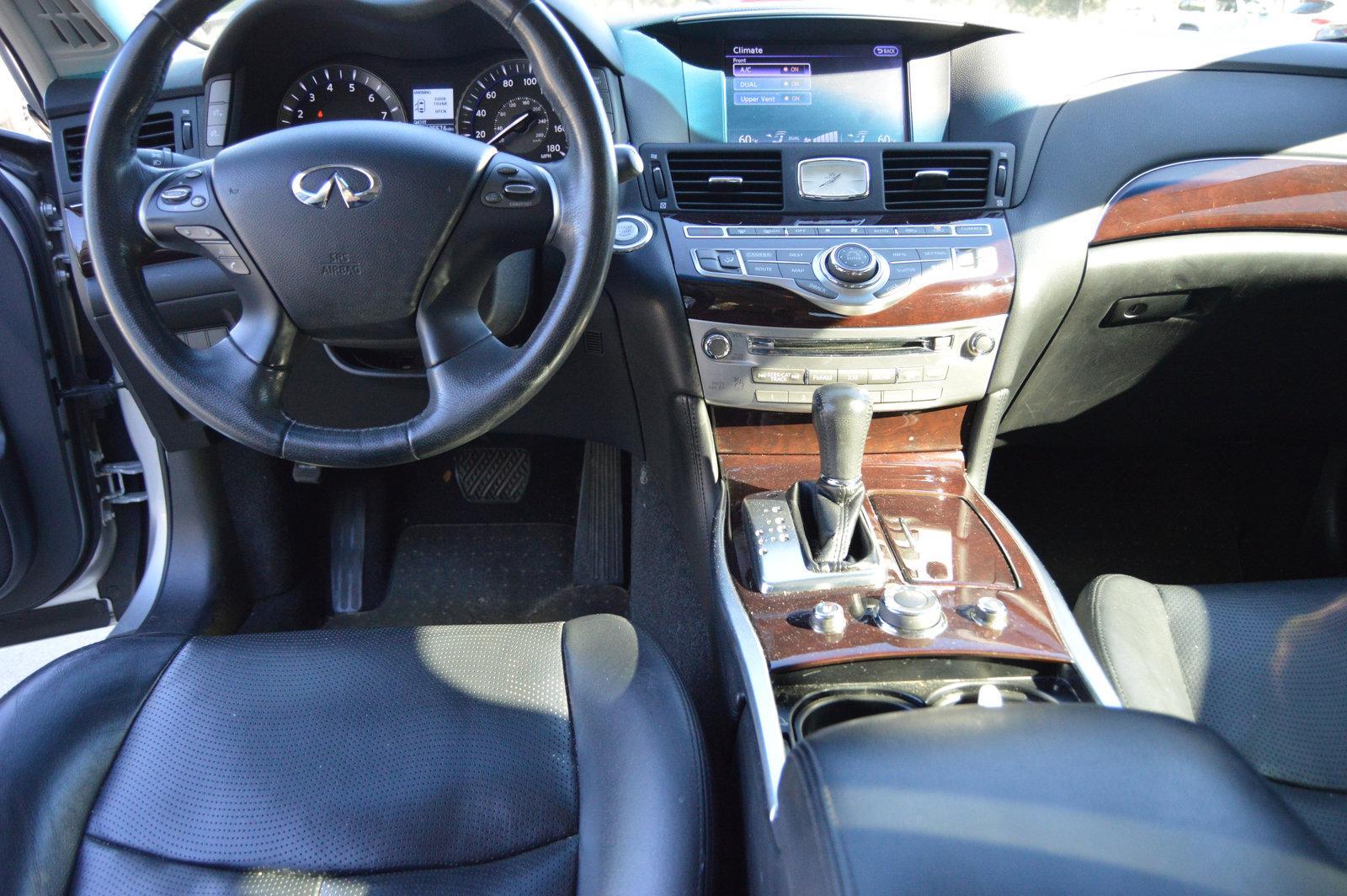 2015 INFINITI Q70 Vehicle Photo in Houston, TX 77090