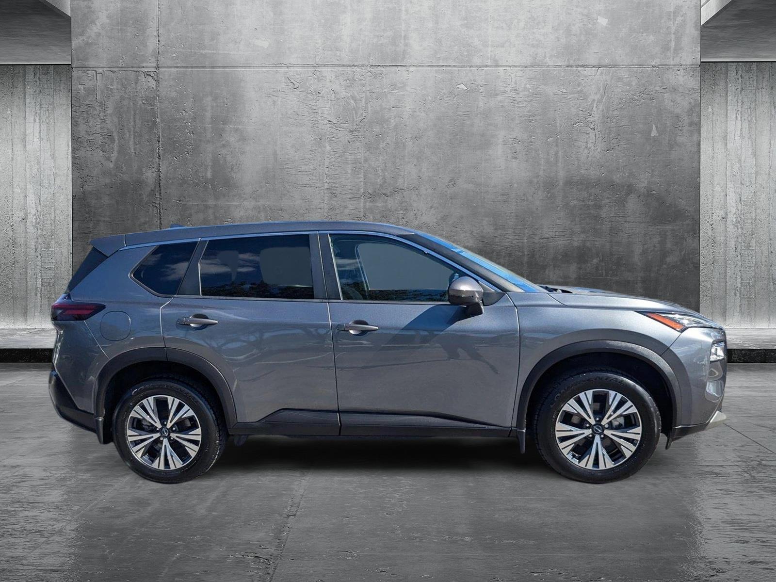 2022 Nissan Rogue Vehicle Photo in Miami, FL 33135