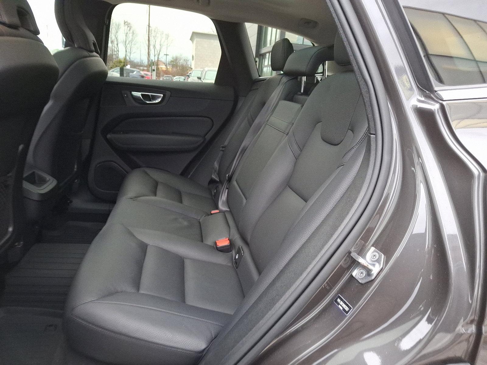 2022 Volvo XC60 Vehicle Photo in Trevose, PA 19053