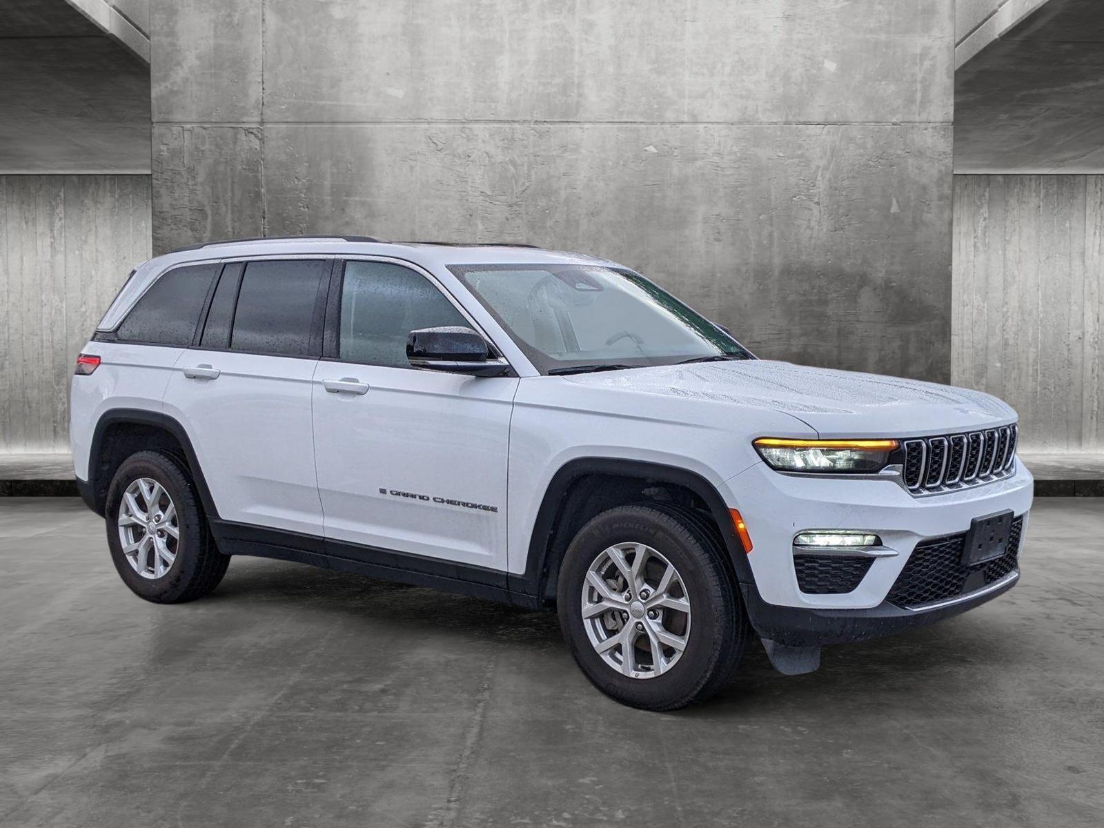 2023 Jeep Grand Cherokee Vehicle Photo in PEMBROKE PINES, FL 33024-6534