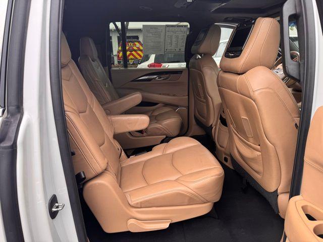 2019 Cadillac Escalade ESV Vehicle Photo in DELRAY BEACH, FL 33483-3294