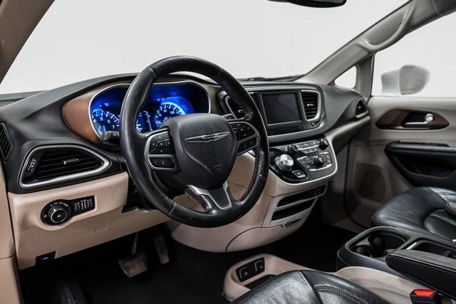 2019 Chrysler Pacifica Vehicle Photo in Akron, OH 44312