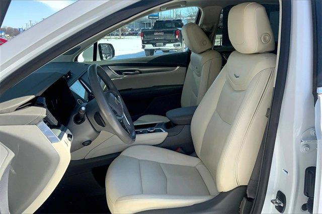 2023 Cadillac XT5 Vehicle Photo in KANSAS CITY, MO 64114-4545