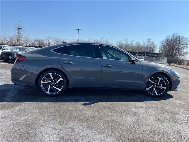 2021 Hyundai SONATA Vehicle Photo in Shiloh, IL 62269