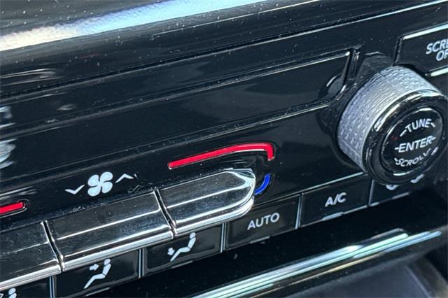 2023 Jeep Grand Cherokee Vehicle Photo in ELK GROVE, CA 95757-8703