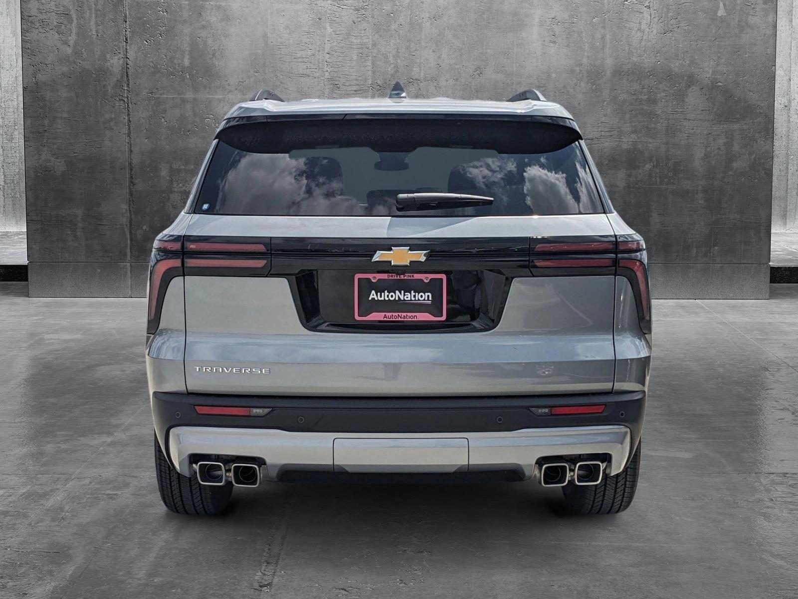 2025 Chevrolet Traverse Vehicle Photo in MIAMI, FL 33172-3015
