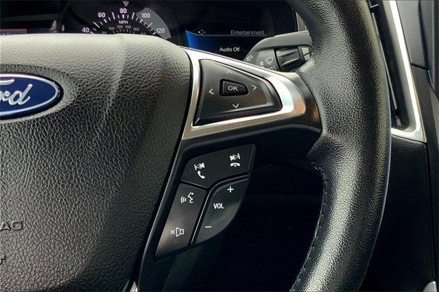 2022 Ford Edge Vehicle Photo in TOPEKA, KS 66609-0000