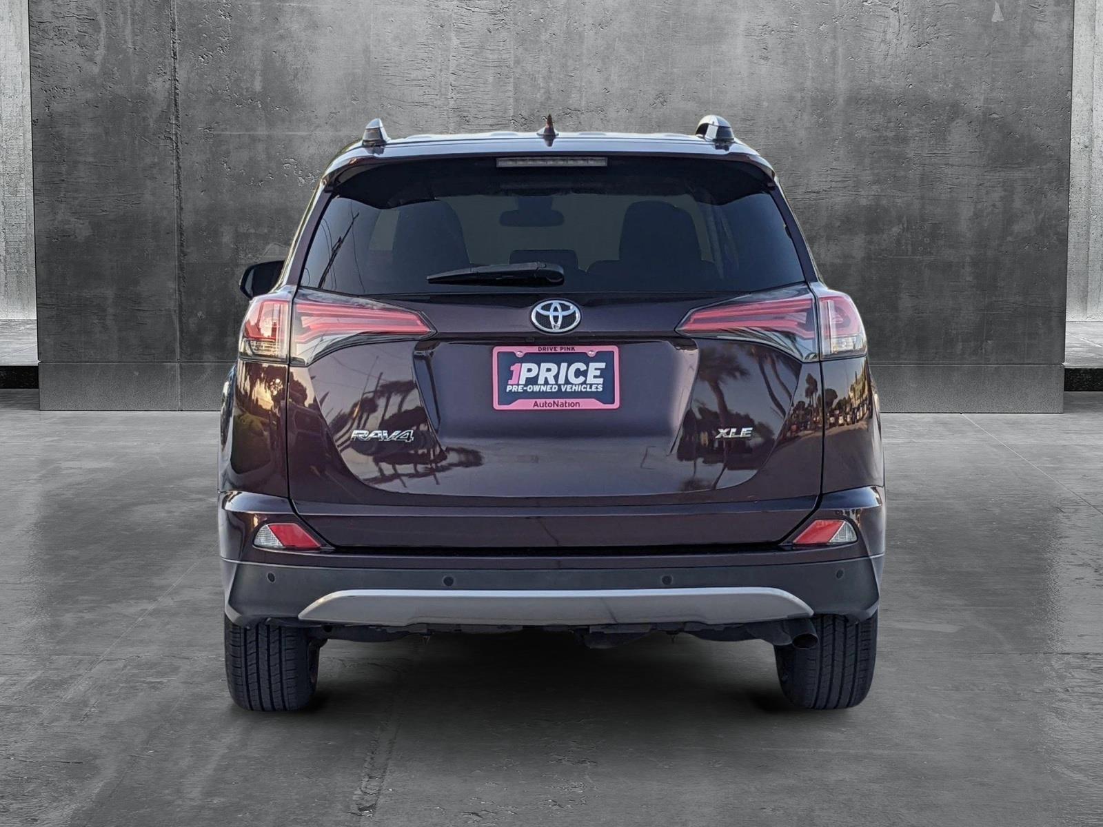 2017 Toyota RAV4 Vehicle Photo in Davie, FL 33331
