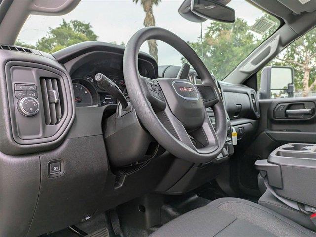 2025 GMC Sierra 2500 HD Vehicle Photo in PASADENA, CA 91107-3803
