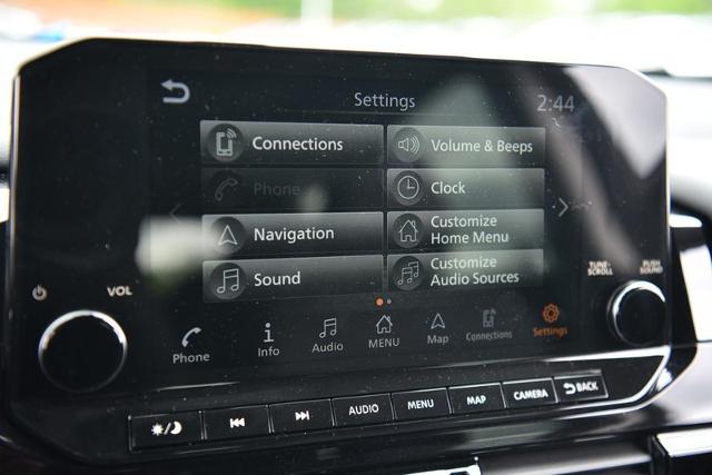 2025 Nissan Pathfinder Vehicle Photo in Ballwin, MO 63011