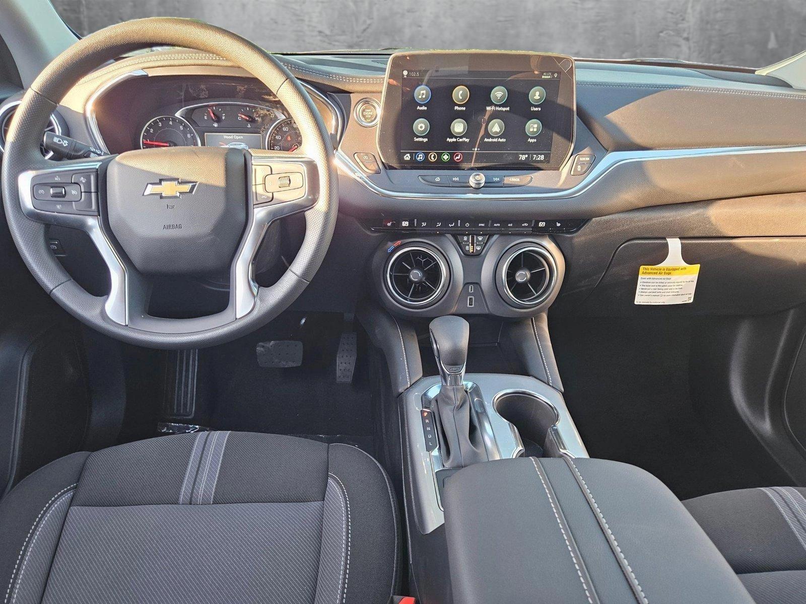 2025 Chevrolet Blazer Vehicle Photo in GREENACRES, FL 33463-3207