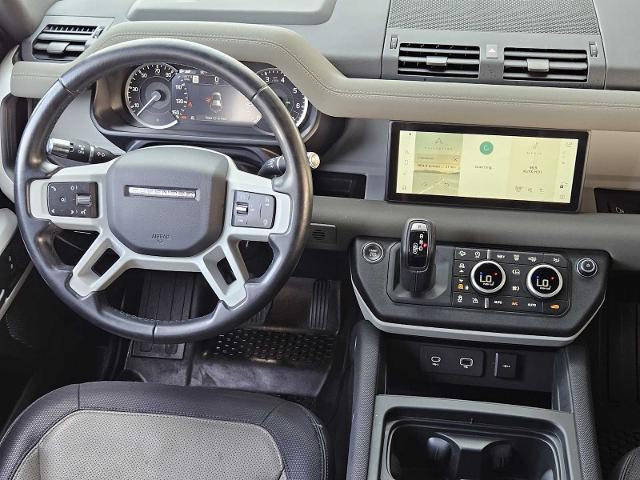 2022 Defender Vehicle Photo in AUSTIN, TX 78717