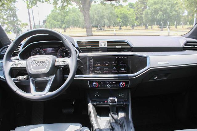 2023 Audi Q3 Vehicle Photo in HOUSTON, TX 77090