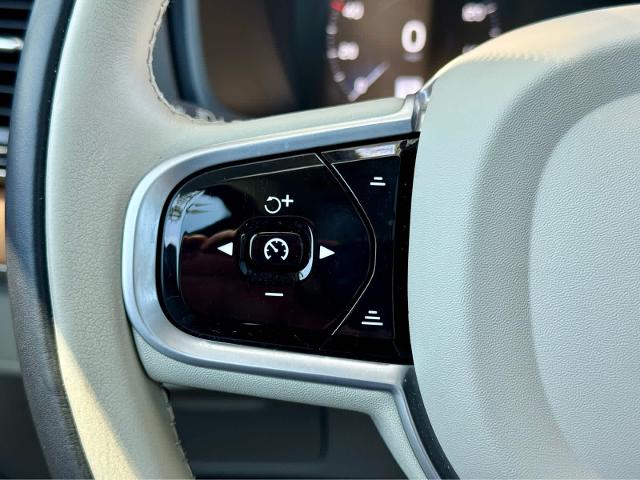 2022 Volvo XC90 Vehicle Photo in DALLAS, TX 75209-3016