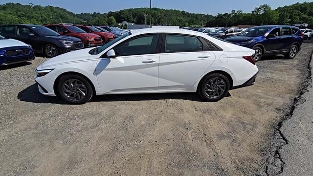 2024 Hyundai ELANTRA Vehicle Photo in Pleasant Hills, PA 15236