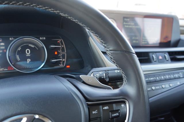 2021 Lexus ES 300h Vehicle Photo in Riverdale, UT 84405