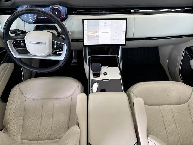 2024 Range Rover Vehicle Photo in Grapevine, TX 76051