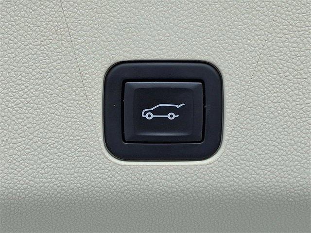 2023 Cadillac Escalade Vehicle Photo in ALLENTOWN, PA 18103-7399