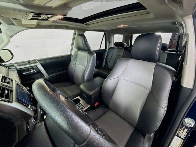 2020 Toyota 4Runner Vehicle Photo in Flemington, NJ 08822