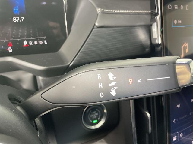 2024 GMC Acadia Vehicle Photo in GILBERT, AZ 85297-0402