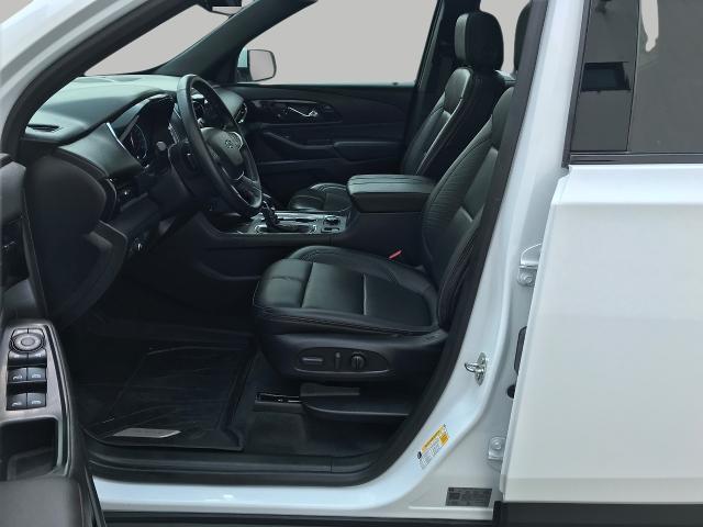 2023 Chevrolet Traverse Vehicle Photo in GREEN BAY, WI 54303-3330