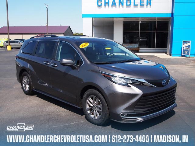 2023 Toyota Sienna Vehicle Photo in MADISON, IN 47250-1611