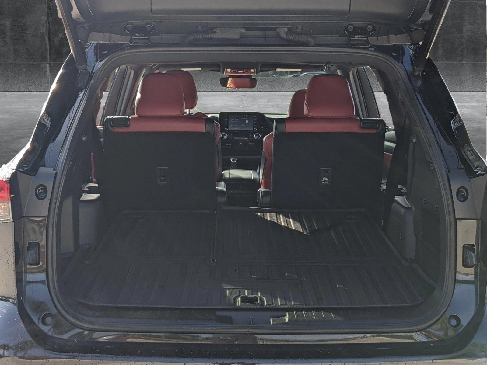 2022 Toyota Highlander Vehicle Photo in Davie, FL 33331