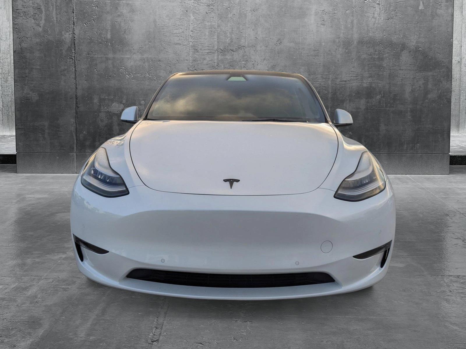 2022 Tesla Model Y Vehicle Photo in Miami, FL 33169