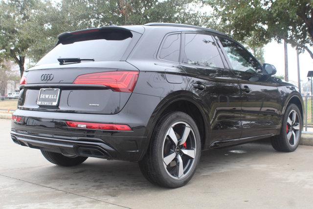 2024 Audi Q5 Vehicle Photo in HOUSTON, TX 77090