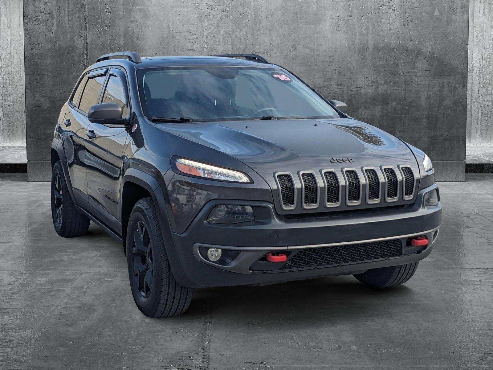 2016 Jeep Cherokee Vehicle Photo in MIAMI, FL 33172-3015