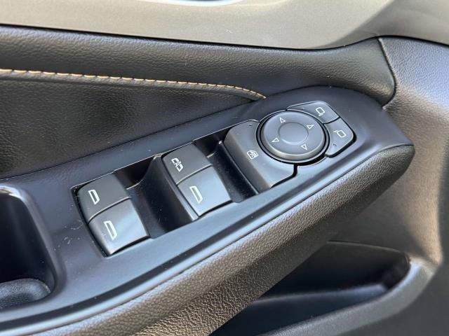 2021 Chevrolet Traverse Vehicle Photo in SAINT JAMES, NY 11780-3219