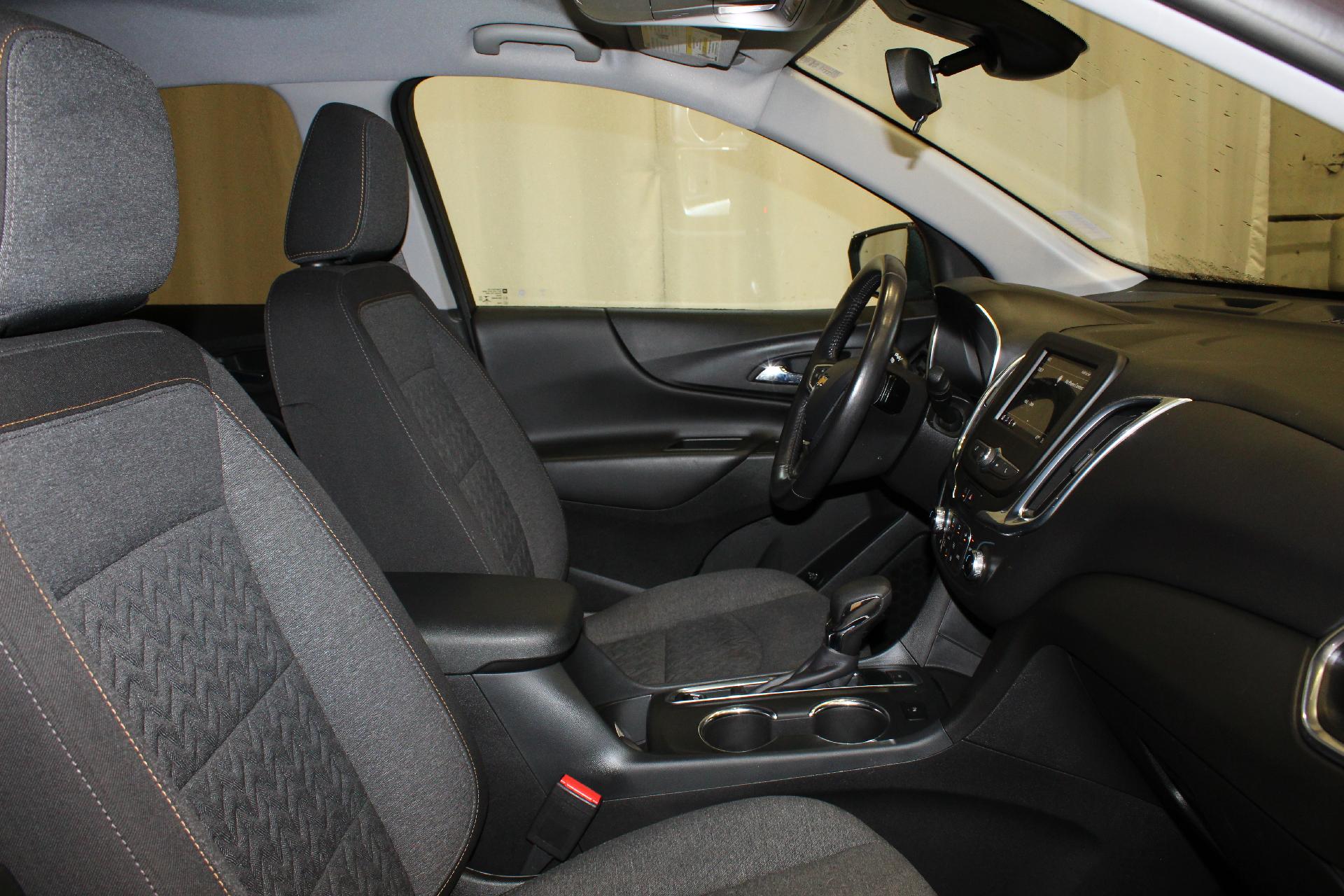 2022 Chevrolet Equinox Vehicle Photo in NORTHAMPTON, MA 01060-1120