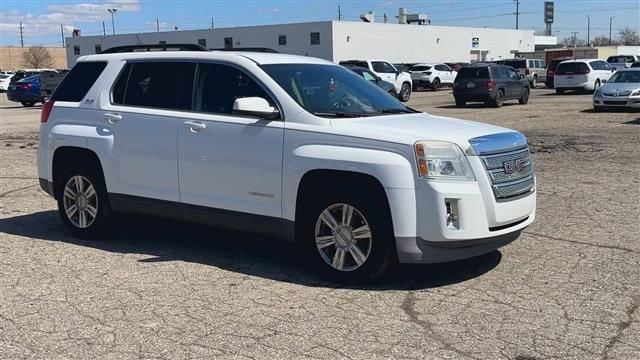 Used 2015 GMC Terrain SLE-2 with VIN 2GKALREK1F6381498 for sale in Sterling Heights, MI