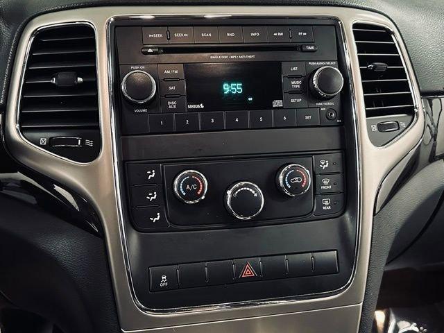 2012 Jeep Grand Cherokee Vehicle Photo in MEDINA, OH 44256-9631