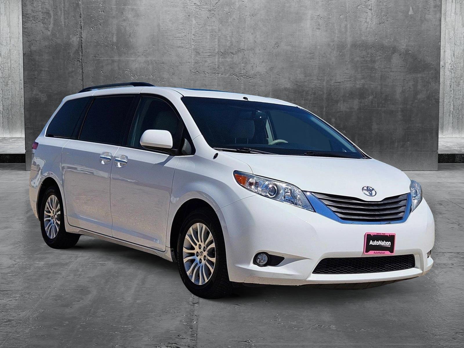 2014 Toyota Sienna Vehicle Photo in WACO, TX 76710-2592