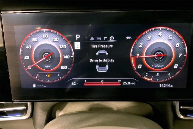 2024 Hyundai ELANTRA Vehicle Photo in Lees Summit, MO 64086
