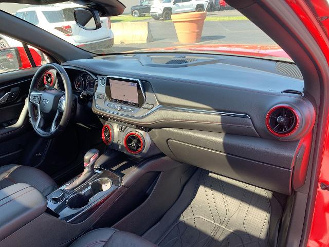 2022 Chevrolet Blazer Vehicle Photo in MOON TOWNSHIP, PA 15108-2571