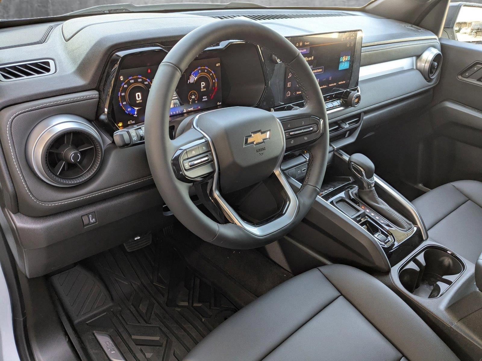 2025 Chevrolet Colorado Vehicle Photo in VALENCIA, CA 91355-1705