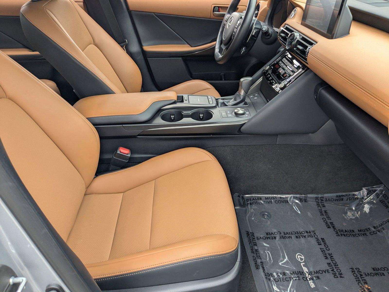 2024 Lexus IS 300 Vehicle Photo in Tampa, FL 33614
