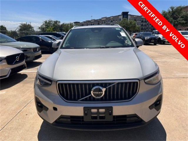 2025 Volvo XC40 Vehicle Photo in Houston, TX 77007
