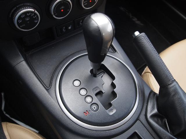 2010 Mazda MX-5 Miata Vehicle Photo in MADISON, IN 47250-1611