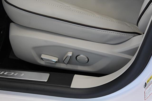 2017 Ford Fusion Energi Vehicle Photo in Green Bay, WI 54304