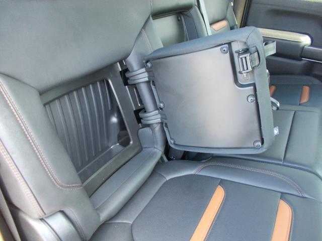 2021 GMC Sierra 1500 Vehicle Photo in LOWELL, MA 01852-4336