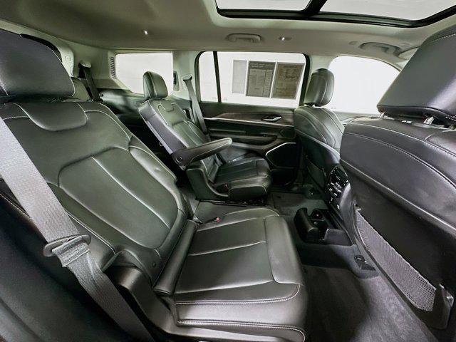 2022 Jeep Grand Cherokee L Vehicle Photo in Doylsetown, PA 18901
