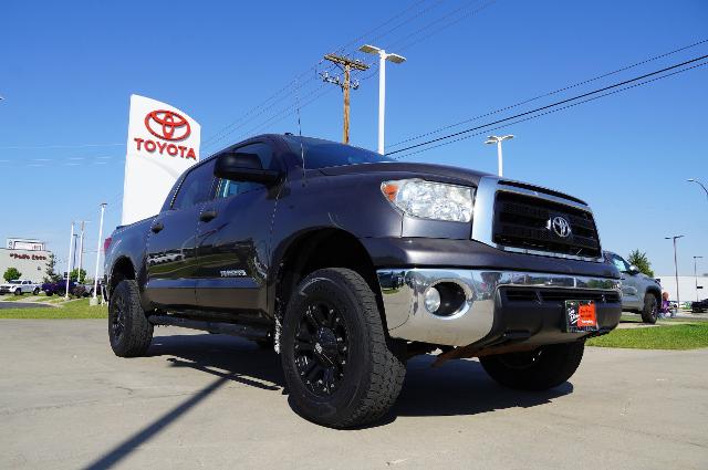 2012 Toyota Tundra 4WD Truck Vehicle Photo in Riverdale, UT 84405