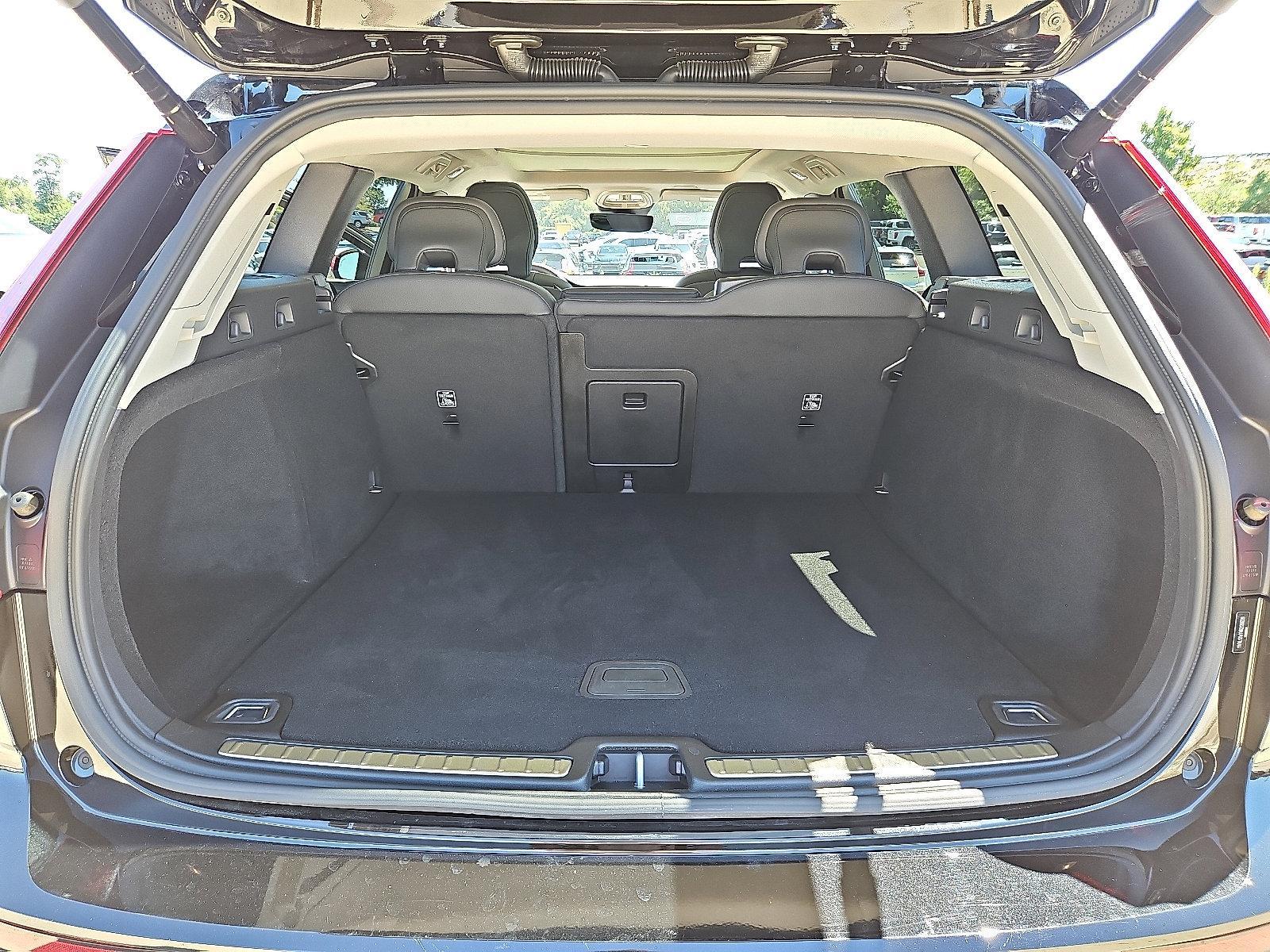 2024 Volvo V60 Cross Country Vehicle Photo in Trevose, PA 19053