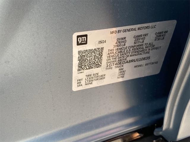 2024 GMC HUMMER EV Pickup Vehicle Photo in GOODYEAR, AZ 85338-1310