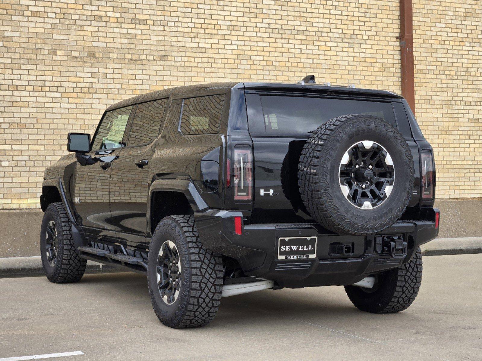 2024 GMC HUMMER EV SUV Vehicle Photo in DALLAS, TX 75209-3016